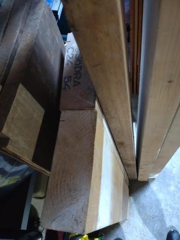 Massieve houten balken – ideaal voor klusprojecten! beschikbaar voor biedingen