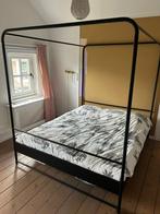 Zwart stalen hemelbed met matras 160x200cm, Huis en Inrichting, Zwart, Tweepersoons, Ophalen of Verzenden, Zo goed als nieuw