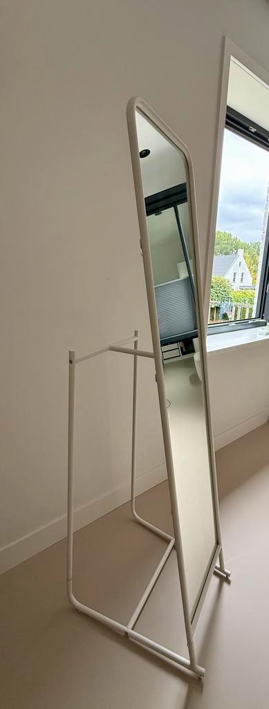 Ikea Knapper staande spiegel, wit, 48x160cm, Huis en Inrichting, Woonaccessoires | Spiegels, Zo goed als nieuw, Minder dan 50 cm
