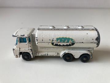 Guy Warrior Milk Tanker - Husky beschikbaar voor biedingen