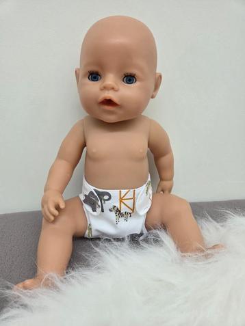 2 luiers Baby Born 43 cm. beschikbaar voor biedingen