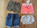 Korte broekjes maat 50-56, Kinderen en Baby's, Babykleding | Maat 50, Ophalen of Verzenden, Zo goed als nieuw, Meisje, Broekje