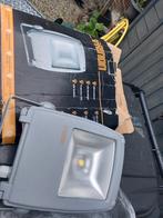 FenoN LED Floodlight 15W Nieuw in doos, Ophalen, Nieuw, Minder dan 50 watt, Lamp met armatuur