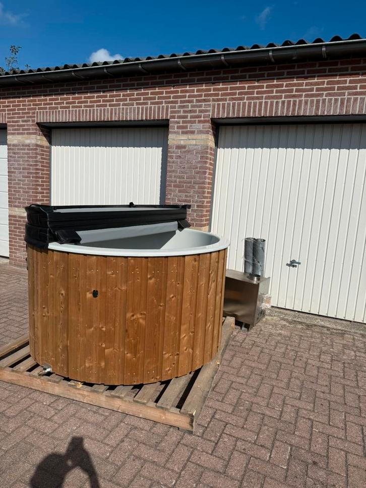 (Nieuwe) WELVAERE hybrid hottub - hout & elektrisch - 170cm, Tuin en Terras, Bubbelbaden en Hottubs, Nieuw, Filter, Ophalen of Verzenden