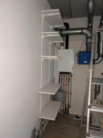 Stellingkast muur systeem van Gamma 