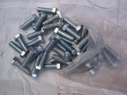 BOUTEN/MOEREN/PLATTE RINGEN, Doe-het-zelf en Verbouw, IJzerwaren en Bevestigingsmiddelen, Nieuw, Bouten of Moeren, Minder dan 50 mm