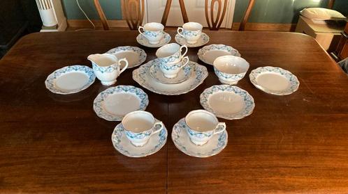 Royal albert crown antieke set servies kop schotel bordjes, Antiek en Kunst, Antiek | Servies compleet, Ophalen