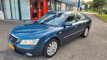Hyundai Sonata 2.0 I Cvvt 2011 Blauw Nw apk/airco/leer/pbc/ beschikbaar voor biedingen