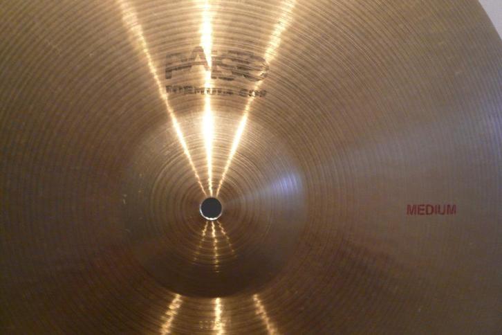 Paiste 602 Medium 20", Muziek en Instrumenten, Drumstellen en Slagwerk, Zo goed als nieuw, Overige merken, Ophalen of Verzenden