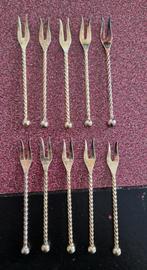10 verzilverde gebaksvorkjes met AH logo, kroontje en "90", Huis en Inrichting, Keuken | Bestek, Ophalen, Gebruikt, Overige materialen