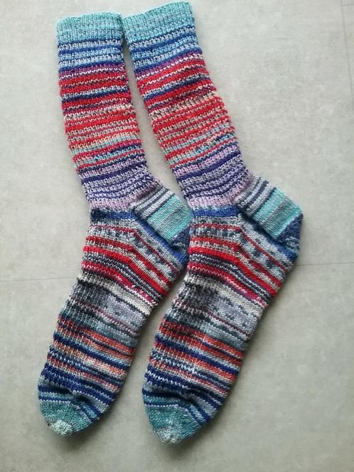 Mooie nieuwe handgebreide warme sokken MAAT 40/41, Kleding | Dames, Sokken en Kousen, Nieuw, Sokken en Kniesokken, Maat 39 t/m 42