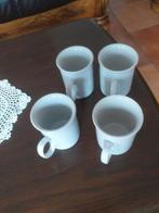 4 witte porseleinen kopjes, Ophalen of Verzenden, Zo goed als nieuw, Rvs of Chroom