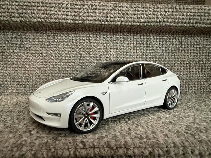 1:18 Tesla Model 3 Performance wit Tesla Motors, Hobby en Vrije tijd, Modelauto's | 1:18, Nieuw, Auto, Overige merken, Ophalen of Verzenden