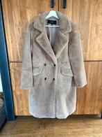 Teddy bontjas (nep) - Maat M. Als nieuw, Ophalen of Verzenden, Zo goed als nieuw, Maat 38/40 (M), Beige