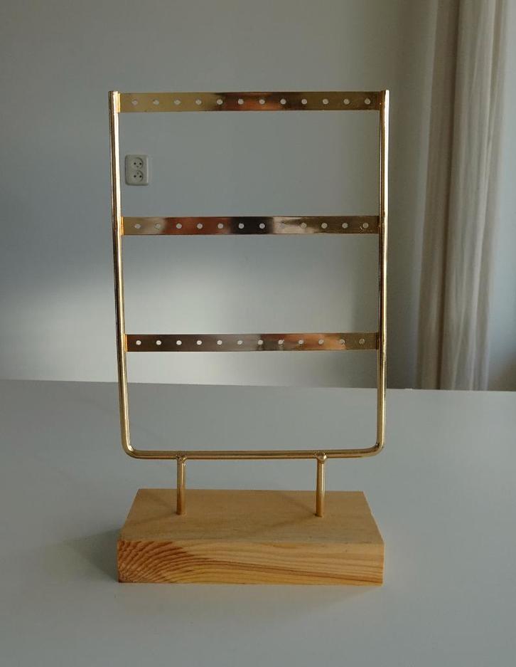 Oorbellen Standaard, Sieraden, Tassen en Uiterlijk, Oorbellen, Zo goed als nieuw, Ophalen