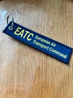 Sleutelhanger EATC RNLAF, Verzamelen, Militaria | Algemeen, Verzenden, Luchtmacht, Nederland, Embleem of Badge