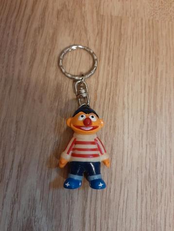 Sesamstraat Ernie sleutelhanger 5 cm beschikbaar voor biedingen