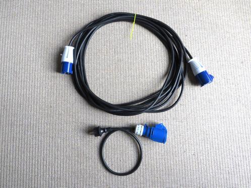 Campingsnoer / kabel 10 meter, met CEE stekkers + verloopje, Caravans en Kamperen, Kampeeraccessoires, Zo goed als nieuw, Ophalen