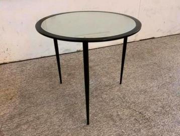 Tafeltje vintage Gispen Harvink Bijzettafeltje uit jaren 80. beschikbaar voor biedingen