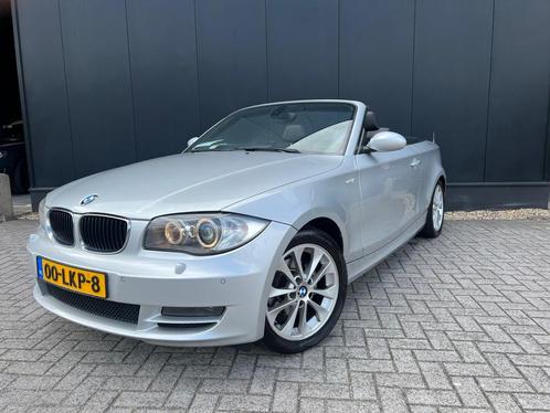 BMW 1-serie Cabrio 118i Aut/leer/Navi/NweKetting/Etc/ZrMooi!, Auto's, BMW, Bedrijf, Te koop, 1-Serie, ABS, Airbags, Airconditioning