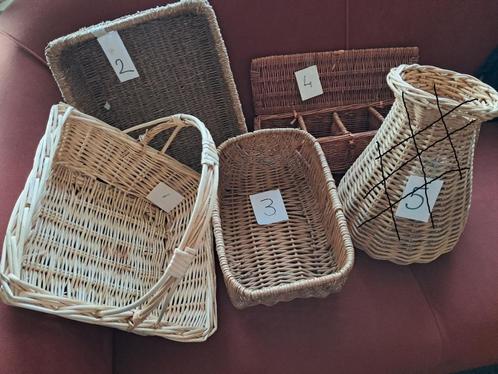 Vele rieten manden vierkant,langwerpig,degelijke,vakken,kan, Huis en Inrichting, Woonaccessoires | Schalen en Manden, Nieuw, Vierkant