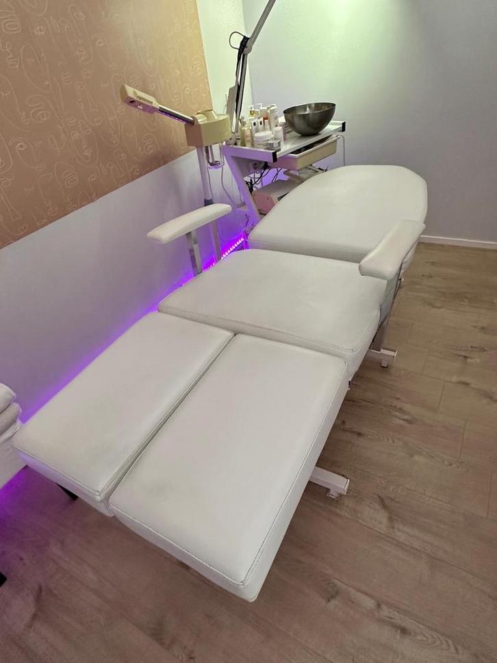 Inrichting schoonheidssalon, Sieraden, Tassen en Uiterlijk, Uiterlijk | Lichaamsverzorging, Zo goed als nieuw, Overige typen, Ophalen of Verzenden