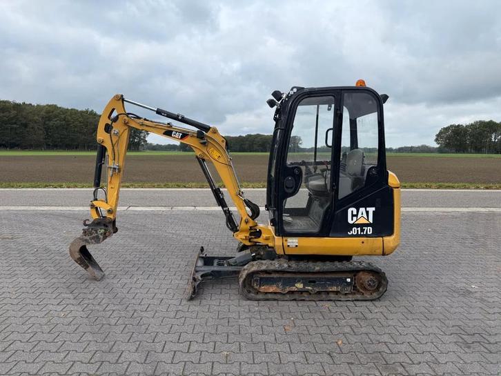 Caterpillar 301.7D minigraver (bj 2018), Zakelijke goederen, Machines en Bouw | Kranen en Graafmachines, Graafmachine