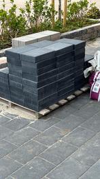 125 ongeveer 7,5 m2 antraciet straksteen 20x30x6, Tuin en Terras, Tegels en Klinkers, Ophalen, Nieuw, 5 tot 10 m², Beton