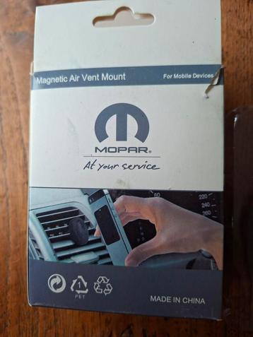 Mopar Magnetische Telefoonhouder Auto Ventilatie beschikbaar voor biedingen