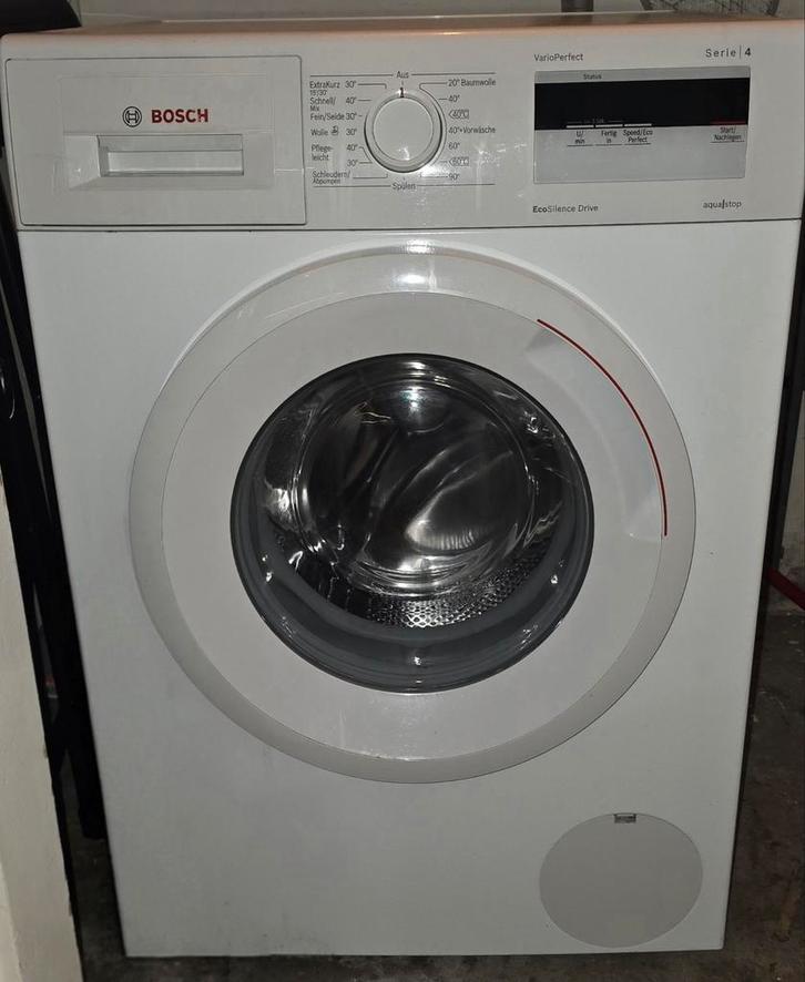 Bosch wasmachine serie 4, Witgoed en Apparatuur, Wasmachines, Gebruikt, 85 tot 90 cm, 1200 tot 1600 toeren, Ophalen