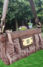 Givenchy ST0057 dames schouder tas, Ophalen of Verzenden, Zo goed als nieuw, Schoudertasje