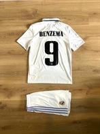 Benzema 9 Real Madrid Adidas sportset 22/23 maat XS, Kleding | Heren, Sportkleding, Wit, Ophalen of Verzenden, Maat 46 (S) of kleiner