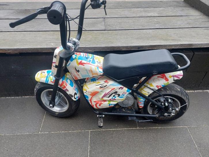 Elektrische Kinder Scooter, Fietsen en Brommers, Minibikes, Midibikes en Pitbikes, Gebruikt, Overige typen, Ophalen of Verzenden