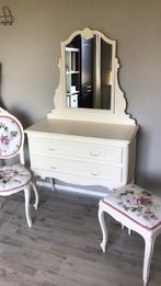 Kaptafel, barok stoeltje en bijpassend krukje vintage., Huis en Inrichting, Tafels | Kaptafels, Ophalen, 50 tot 100 cm, Zo goed als nieuw