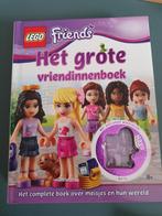 Lego friends het grote vriendinnenboek, zonder poppetje, Ophalen of Verzenden, Zo goed als nieuw