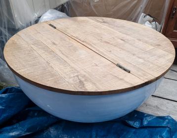 Super leuke ronde salontafel  beschikbaar voor biedingen
