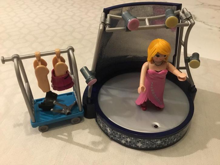 Zangeres op podium met kledingrek 6983, Kinderen en Baby's, Speelgoed | Playmobil, Zo goed als nieuw, Ophalen of Verzenden