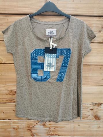 Miss America T-shirt mt. M beschikbaar voor biedingen