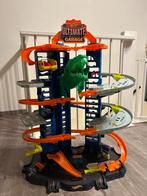 Hot Wheels ultimate garage Dino, Kinderen en Baby's, Speelgoed | Racebanen, Verzenden, Zo goed als nieuw, Handmatig, Hot Wheels