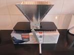Brewferm Grain Gorilla moutmolen met verstelbare rvs rollen, Hobby en Vrije tijd, Overige Hobby en Vrije tijd, Ophalen of Verzenden