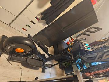 Crosstrainer Focus Fitness jet 5 iplus beschikbaar voor biedingen