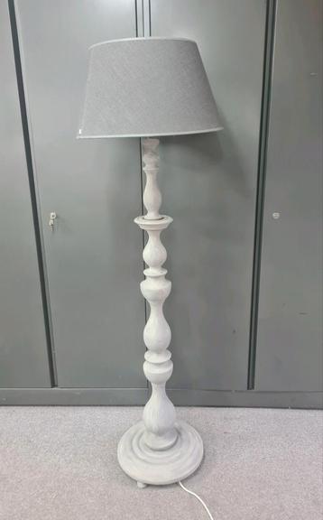 XL grote houten staande schemerlamp vloerlamp stoer & sober beschikbaar voor biedingen