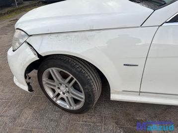 MERCEDES C KLASSE W204 WIT 650 links voorscherm 2007-2011 beschikbaar voor biedingen