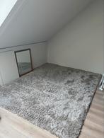 Hoogpolig vloerkleed taupe - Zacht en comfortabel, Huis en Inrichting, Stoffering | Tapijten en Kleden, Ophalen, 200 cm of meer
