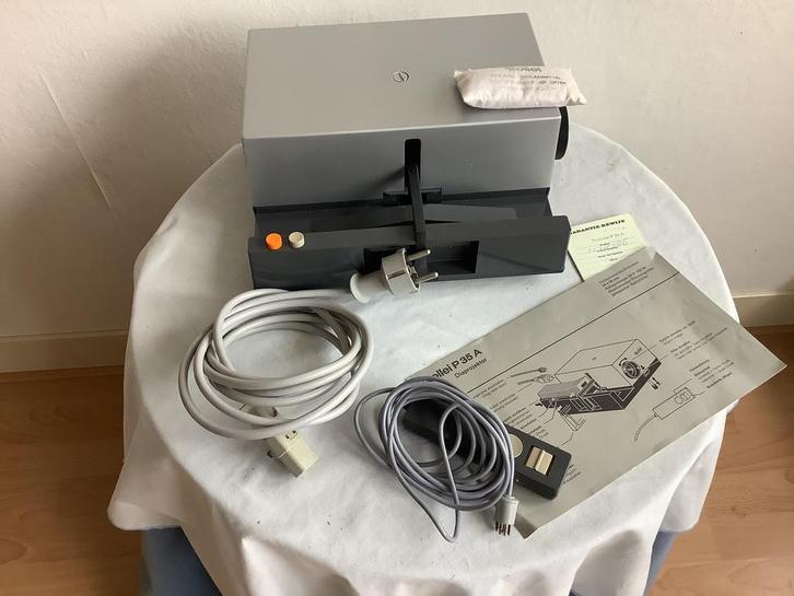 Dia spullen, Audio, Tv en Foto, Diaprojectors, Gebruikt, Met scherm, Ophalen