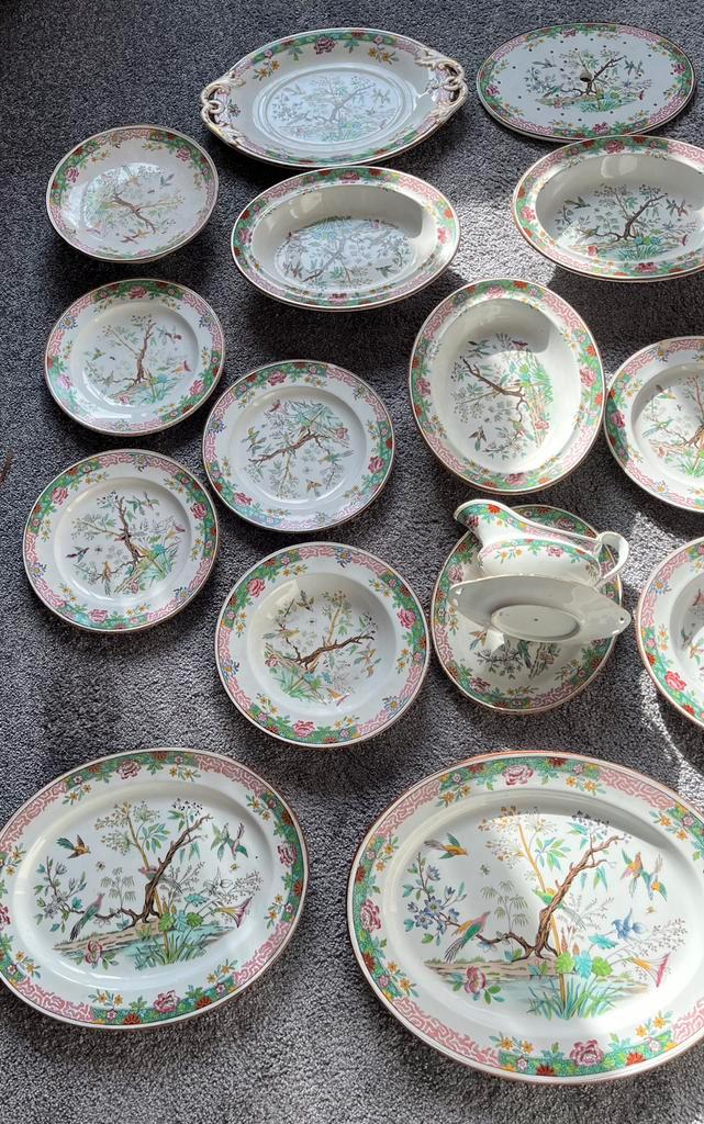 Antique part diner service, Antiek en Kunst, Antiek | Servies compleet, Ophalen of Verzenden