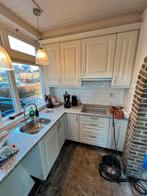 Gratis Schmidt keuken - met draaisysteem, Huis en Inrichting, Keuken | Complete keukens, Ophalen, Gebruikt, Wit, Hoekkeuken