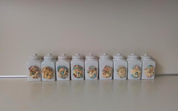 9 Kruidenpotjes  Goldina art collection, Huis en Inrichting, Keuken | Keukenbenodigdheden, Gebruikt, Ophalen