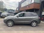 Hyundai Santa Fe 2.7i V6 Style 7p. LEDER CLIMA TREKHAAK EXPO, Auto's, Voorwielaandrijving, Santa Fe, Gebruikt, 2000 kg