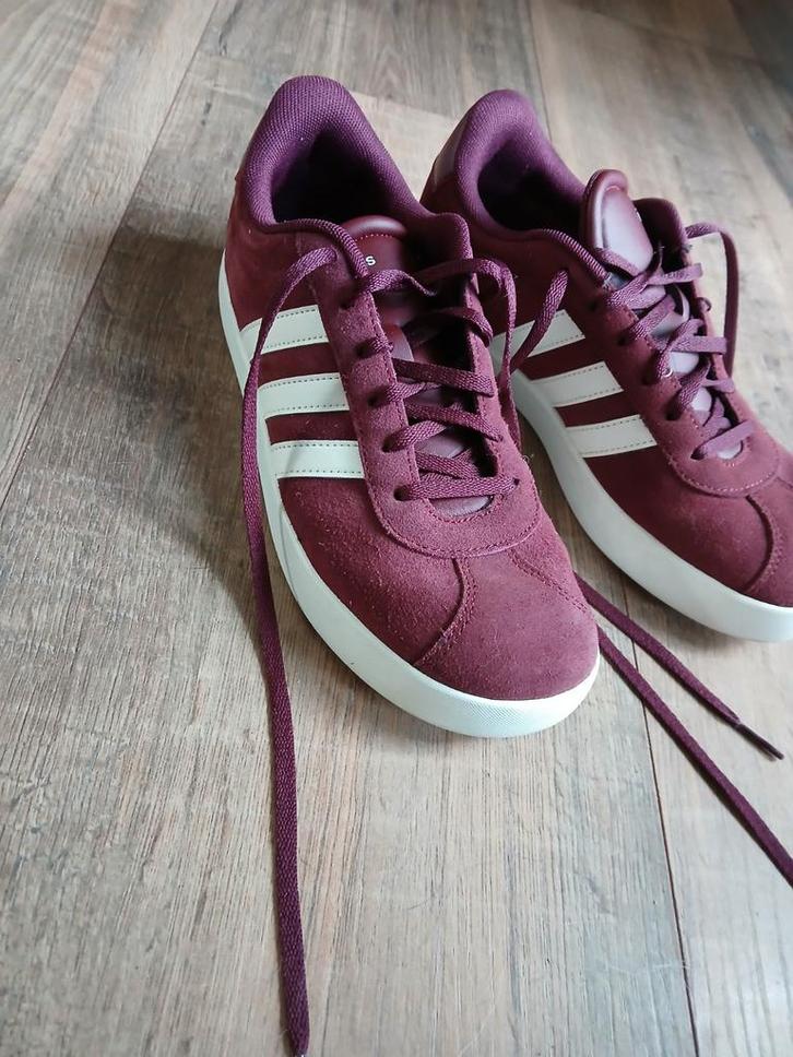 Adidas Sneakers - Maat 39.5, Kleding | Dames, Schoenen, Zo goed als nieuw, Sneakers of Gympen, Overige kleuren, Ophalen of Verzenden